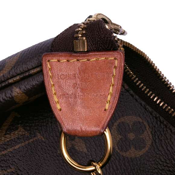 Pre-Loved Louis Vuitton Monogram Mini Pochette Accessoires - Picture 5 of 10